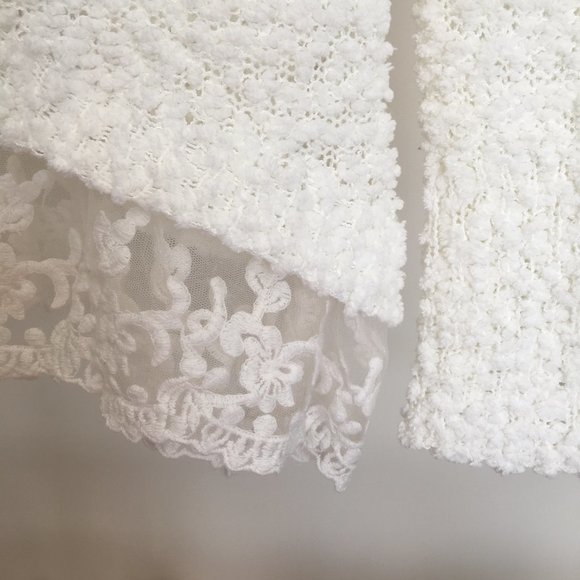 No Boundaries Sweater - Picture 4 of 6